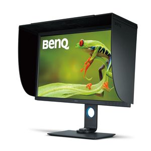 Die Blendschutzhaube gehört zum Lieferumfang des Benq SW320.