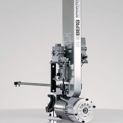 Berg Spanntechnik konstruiert und produziert modulare Spannsysteme für Umform- und Zerspanungsmaschinen, die an unterschiedlichsten stationären und rotierenden Schnittstellen eingesetzt werden. (Bild: Coscom/Berg Systemtechnik)