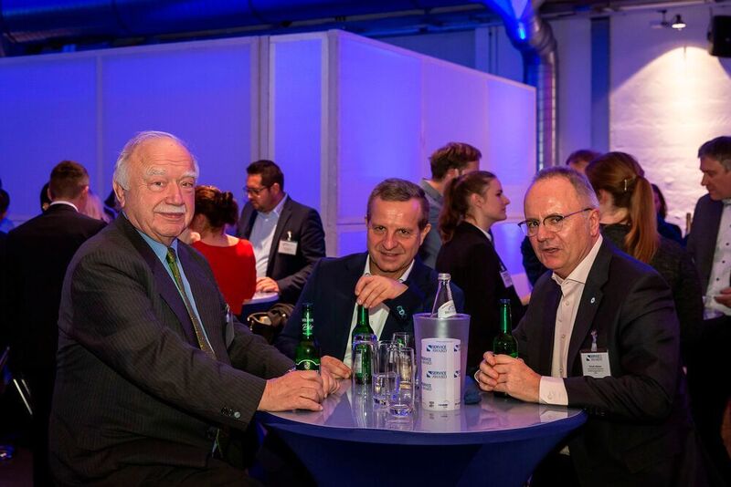 Prominenter Besuch vom ZDK: (v.li.) Ex-Präsident Bernhard Enning, Vizepräsident Thomas Peckruhn und Pressesprecher Ulrich Köster. (Stefan Bausewein)