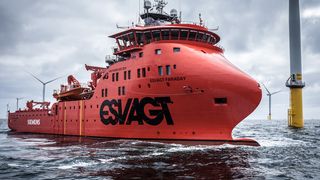Siemens ist das erste Unternehmen in der Branche, das im Offshore Bereich speziell angefertigte Serviceschiffe für die Wartung von Windturbinen nutzt. (Siemens)