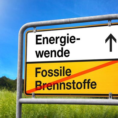 adobestock-38795287-coloures-pic-vattenfall-energiebarometer-fossile-brennstoffe-energiewende-1000x563v1 (Bild: © Coloures-Pic/stock.adobe.com)