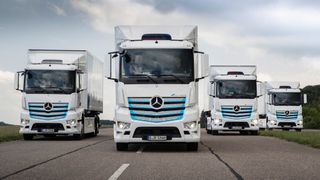 Die Unternehmen planen, unter anderem eine Pilotlinie für die Herstellung von Lithium-Ionen-Batteriezellen aufzubauen. (Bild: Daimler Truck)