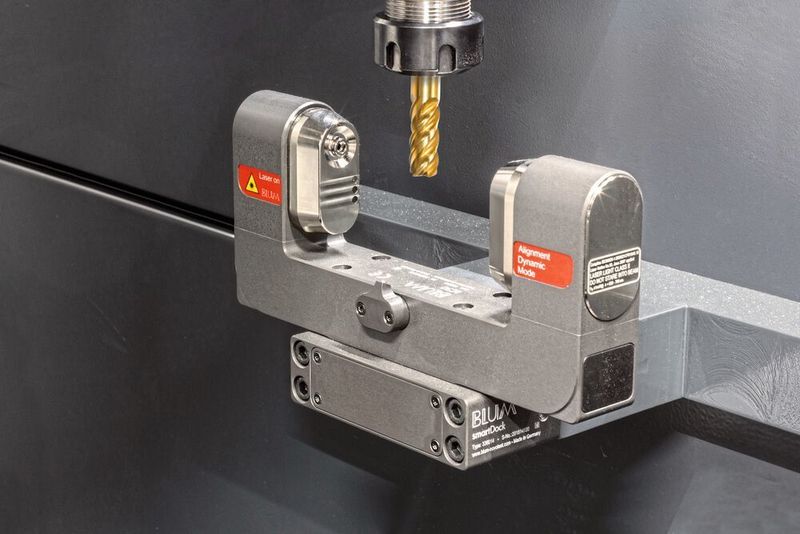 Das neue Lasermesssystem LC50-Digilog von Blum ist optimal für raue, staubige Umgebungen geeignet. (Blum-Novotest)