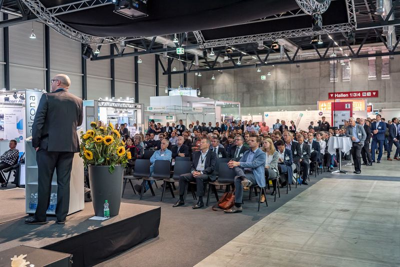 Die zweite Swiss Medtech Expo ging erfolgreich zu Ende. Spezialistinnen und Spezialisten aus der Medizintechnik nutzten die Fachmesse für den Wissensaustausch und die Netzwerkpflege. Höhepunkt der Swiss Medtech Expo war die Lancierung des digitalen Treffpunktes Medtech.plus. (Impressionen von der Swiss Medtech) (Messe Luzern / Christoph Arnet)