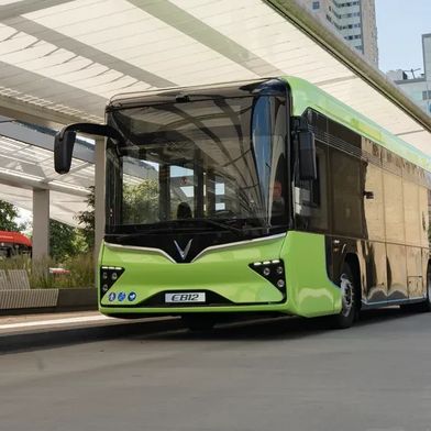 VinFast is bringing two electric buses to Europe. One of them is the EB 12 model. (Source: Vinfast)