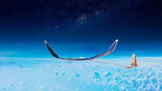 Das unbemannte Stratosphärenflugzeug kann unabhängig vom Wetter oder Flugverkehr in 20 km Höhe segeln. 