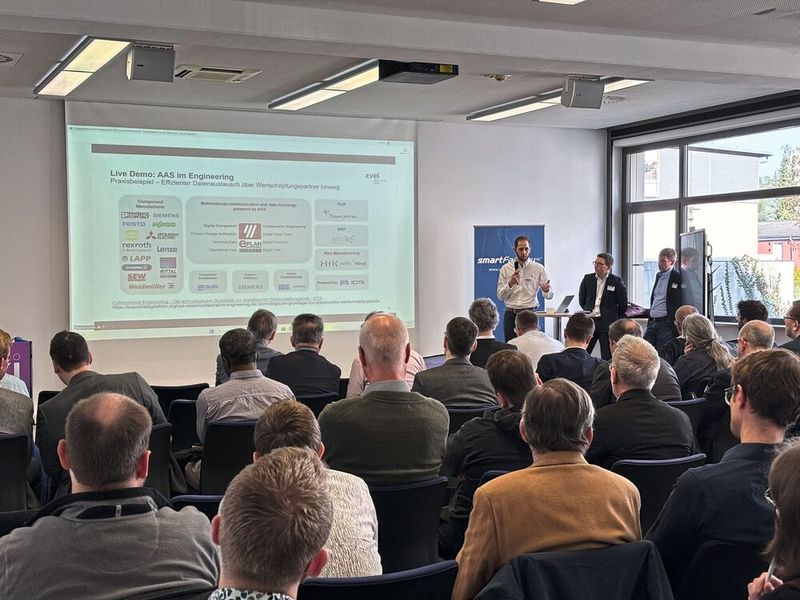 Sechstes AAS-Anwendertreffen: Über 100 Fachleute diskutierten in der Smartfactory-KL den industriellen Einsatz der Verwaltungsschale. (Bild: SmartFactory KL e.V.)