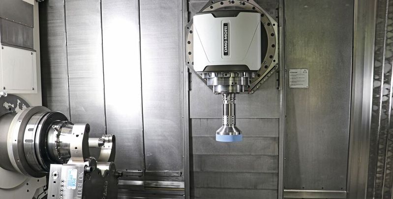 MS Ultraschall nutzt auch die Schleifoption des Dreh-Fräszentrums CTX beta 2000 TC von DMG Mori. Für perfekte Oberflächen wird die Schleifscheibe samt Haimer-Schleifaufnahme vor dem Einsatz feingewuchtet.(Bild:  Haimer)