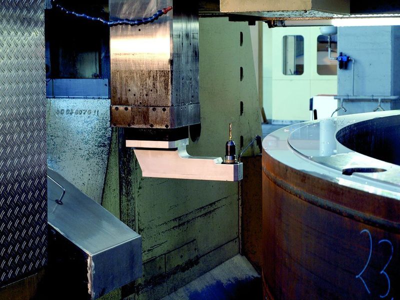 Bild 3: Zugeschnitten auf die Bearbeitungsaufgabe, steigert der Winkelkopf die Effizienz in der Bearbeitungsmaschine. Bild: Romai (Archiv: Vogel Business Media)