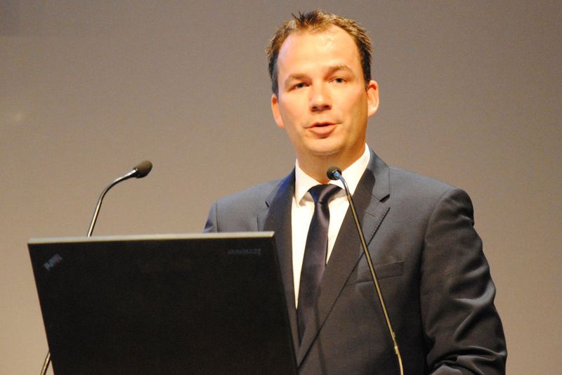 Mit großer Mehrheit wählten die BRV-Mitglieder Stephan Helm zum neuen Vorsitzenden. Mit dem Geschäftsführer von Reifen Helm ist die Verbandsspitze wieder aus dem Ehrenamt besetzt. (Baeuchle/»kfz-betrieb«)