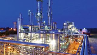 Bioethanolwerk der Firma Nordzucker in Sachsen-Anhalt. Produktionskapazität 100.000 Tonnen/Jahr. (Bild: BDBe)