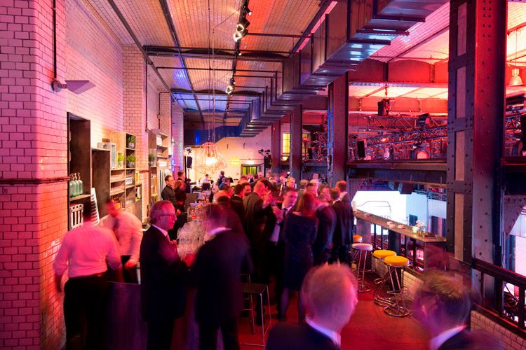 Dann durfte gefeiert werden. (Foto: Mini)