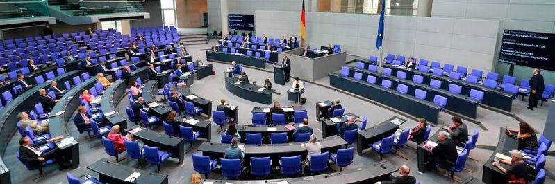 Die schwarz-rote Regierungskoalition hat im Bundestag das geplante zweite IT-Sicherheitsgesetz gegen Kritik der Opposition und der Wirtschaftsverbände verteidigt. Die schwarz-rote Regierungskoalition hat im Bundestag das geplante zweite IT-Sicherheitsgesetz gegen Kritik der Opposition und der Wirtschaftsverbände verteidigt.