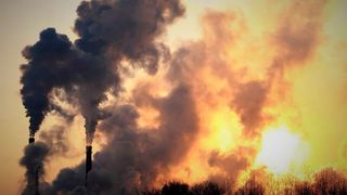 Chinas Anteil am weltweiten Treibhausgasausstoß ist 2020 überdeutlich gestiegen, wie heute bekannt wurde. Der mit Abstand größte globale Verursacher von Treibhausgasen hat letztes Jahr sage und schreibe 31 Prozent davon verantwortet. (Bild: dpa)