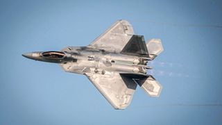 In airplanes, armored vehicles, and missile systems, connectors must withstand constant vibrations and shocks. (Image:Wiremaster)