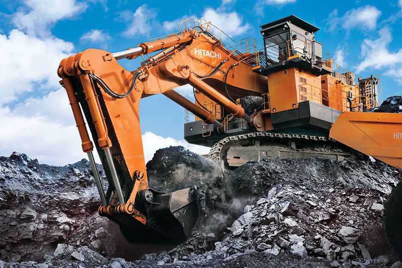 Der EX 8000-6 ist Hitachis schwerster Bagger. Mit seinen 837 t liegt er auf Platz 5. In den Tank des japanischen Monstrums passen 14.900 l Benzin.
 (Hitachi)