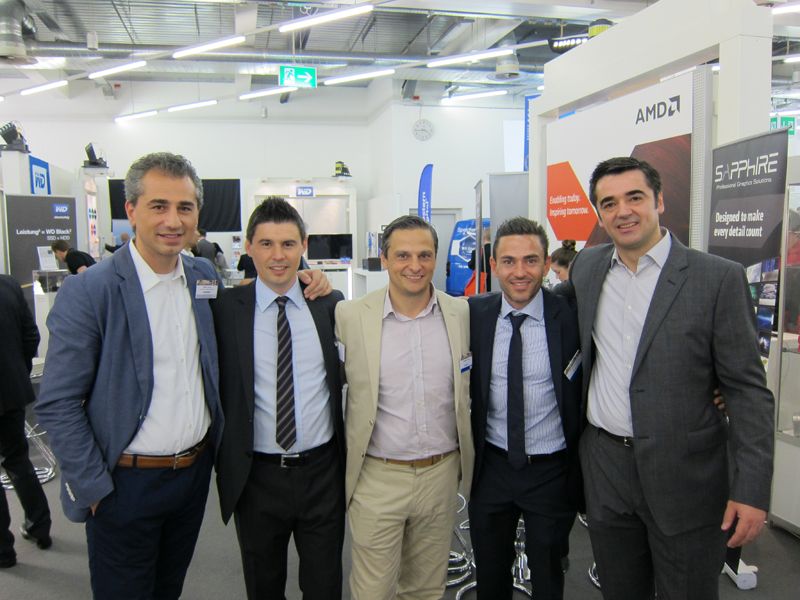 Was wäre die IT ohne diese Truppe (v. l.): Metin Yolcu und Mentor Sefedini, Ingram Micro, Pellegrino Spina, Avago und Romeo Gramaglia, PNY, und Ben Sinani, api (Bild: IT-BUSINESS)