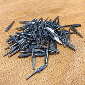 Hauptteile von einfach beweglichen Greifern nach erfolgter Zerspanung.(Bild:  Blum-Novotest/Stoffel)