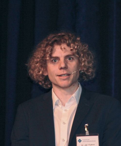  „Ein Laser kann das Strahlen nicht hundertprozentig ersetzen, ist in vielen Fällen aber eine interessante Alternative“, sagt  Dr. Jan Flohre, Applikationsentwicklung 4Jet Technologies. (Itasse)