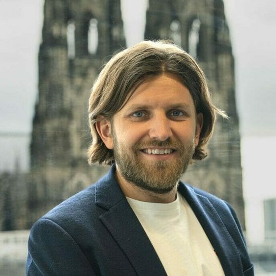(Christopher Zemina und Patrick de Castro Neuhaus sind Gründer der Airbank. (Bild: Airbank))