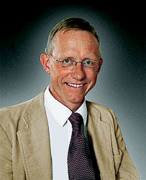 Dr. med. Per Simonsson,  Laborleiter der  Universitätsklinik  in Malmö:  „Die deutlich verkürzte  Probenbearbeitungszeit  im Labor hat dazu geführt,  dass zunehmend  weniger Notfalltests auf  den Stationen analysiert  werden. Dies hat große  ökonomische Vorteile  für die Klinik.“ (Archiv: Vogel Business Media)