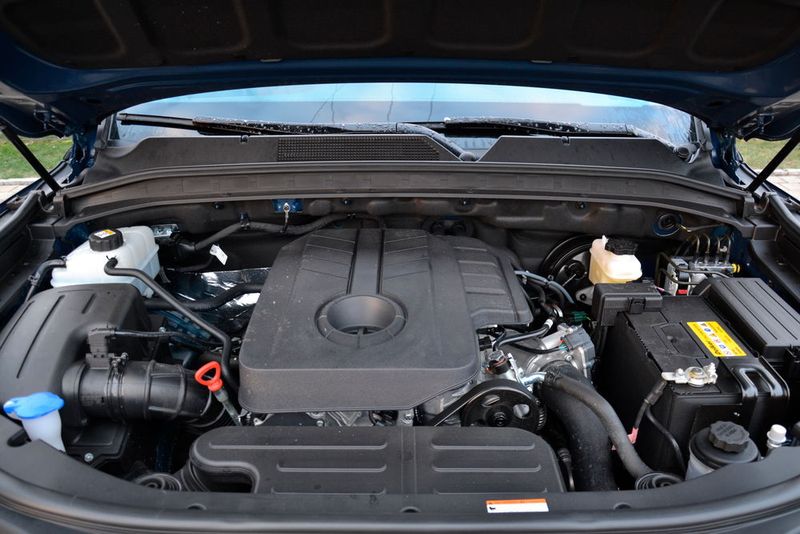 Den Antrieb übernimmt der bekannte 2,2-Liter-Turbodieselmotor mit jetzt 133 kW/181 PS und einem maximalen Drehmoment von 420 Newtonmetern. (Michel / »kfz-betrieb«)