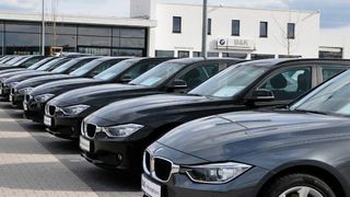 Ein 36 Monate alter Wagen mit einer Laufleistung von 20.000 Kilometern im Jahr hat sich in den letzten 24 Monaten durchschnittlich um 2,3 Prozent verteuert. (Foto: Schwickal/ »kfz-betrieb«)