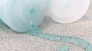 Peelingpartikel in Kosmetik (Fraunhofer UMSICHT/Leandra Hamann)