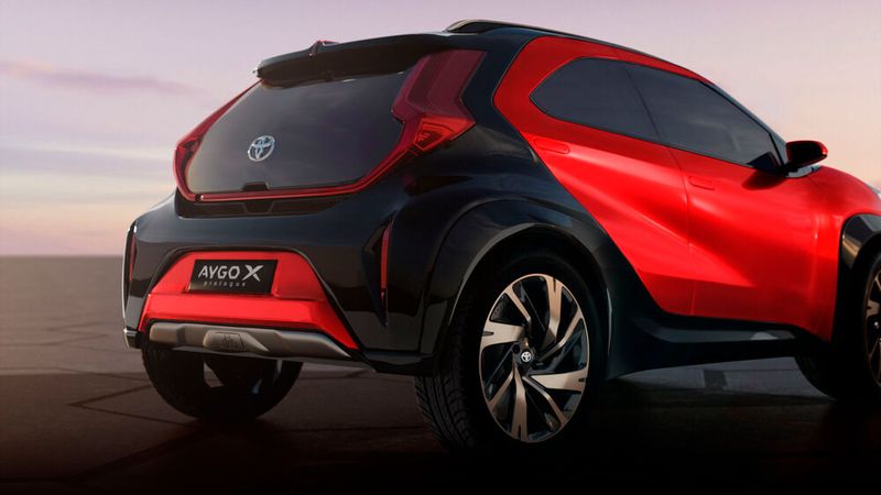 Eine Besonderheit ist der fest integrierte Fahrradträger. (Bild: Toyota)