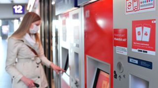 Insbesondere auf den touristischen Strecken waren Busse und Bahnen voll. (Bild: Deutsche Bahn AG / Oliver Lang)