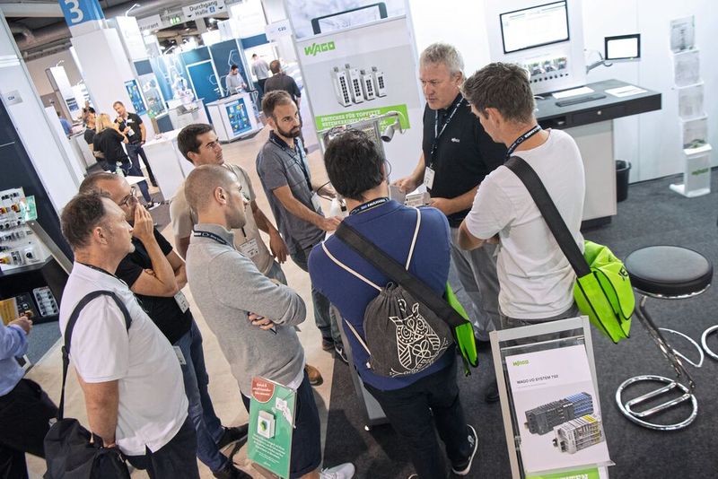 Die «maintenance Schweiz 2024» und die «all about automation» präsentieren vom 28. bis 29. August 2024 in Zürich Zukunftstechnologien, die die Bereiche industrielle Instandhaltung mit Industrieautomation, Robotik und Digitalisierung zusammenbringen.  (Bild: Easyfairs/Susanne Seiler)