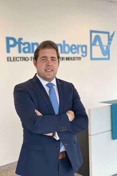 Neuer CIO: Pfannenberg hat Tobias Merl (im Bild) zum Chief Innovation Officer (CIO) ernannt. Mit der neu geschaffenen Position übernimmt Merl die weltweite Leitung von Entwicklung, Produktmanagement und Market Intelligence der Gruppe. Er berichtet direkt an den CEO Andreas Pfannenberg. (Pfannenberg Europe GmbH)