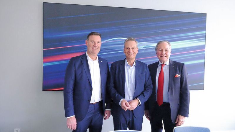 Führten Gespräche in Berlin: (v. l.) ZDK-Geschäftsführer Christian Hegel, ZDK-Präsident Arne Joswig und Dirk Weddigen von Knapp als stellvertretender Sprecher.(Bild:  Zietz - VCG)