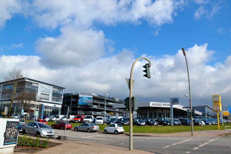 Insgesamt hat die Autohausgruppe Hugo Pfohe 11 Millionen Euro in die Modernisierung und den Ausbau ihres Hamburger Stammsitzes investiert. (Foto: Mauritz)