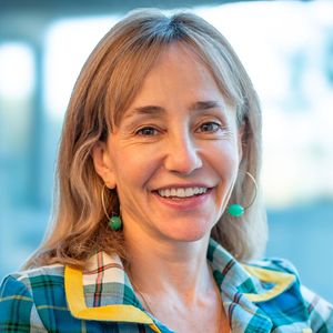 Für Begoña Jara, VP Area Deutschland bei NetApp, ist Cognitive Diversity der Erfolgsfaktor für eine Karriere in der IT. Wichtig sind aber auch Netzwerke, Mentorinnen und Praktika. (Bild:  Chris Pinsker)