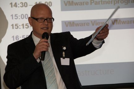 Jürgen Dick von VMware führte durch den Tag. (Archiv: Vogel Business Media)