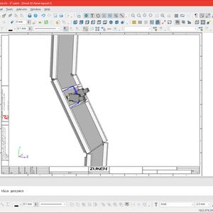 In E3.Panel können Bauteile, wie z.B. Montageplatten, in beliebigen Winkeln in 3D angeordnet und bearbeitet werden.(Bild:  Zuken)