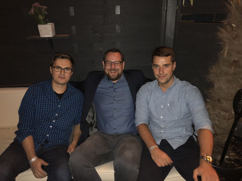 (v. l.) Alex Denzin, QNAP, mit Stefan Teichmann und Milan Markovic, Littlebit. (Bild: IT-BUSINESS)