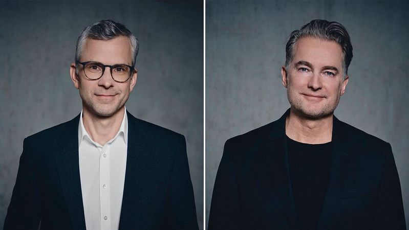 v. l.: Jochen Breckner, Mitglied des Vorstandes, Finanzen und IT, Matthias Becker, Mitglied des Vorstandes, Vertrieb und Marketing.(Bild:  Porsche AG)