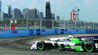 Lucas di Grassi beim Formel-E-Finale in New York. (Audi/Michael Kunkel)