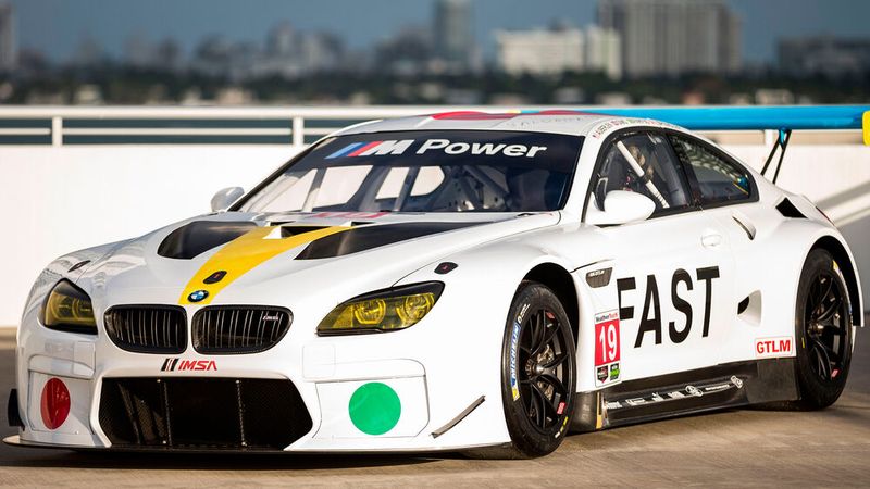 An dieses bayerische Kfz hat der US-amerikanische Künstler John Baldessari Hand angelegt. (Bild: Chris Tedesco/BMW)