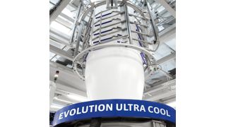 Reifenhäuser auf der NPE 2015: Das Highlight Ultra Cool gilt alsbedienerfreundliches Hochleistungskühlsystem, das aufgrund seines Designs, der optimalen Abstimmung zwischen geregelter Massetemperatur und perfekter Homogenität sowie der Niederdruck-Blasfolienwerkzeuge für höchstmögliche Ausstoßleistungen stehe. (Bild: Reifenhäuser)