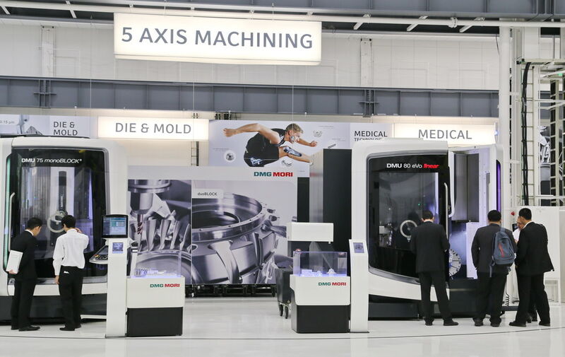 The latest machine tools on display in Iga offer solutions for industries including the automobile, medical technology, aerospace, tool and mould-making as well as the energy sector. (Bild: Anne Richter, SMM)