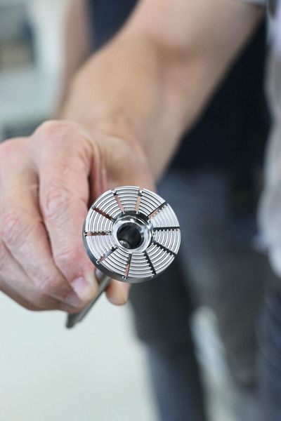 Die Produkte von Leitner AG finden vorwiegend Anwendung in der Unfallchirurgie für den manuellen und roboterunterstützen Einsatzbereich. (Bild: Alesa AG)