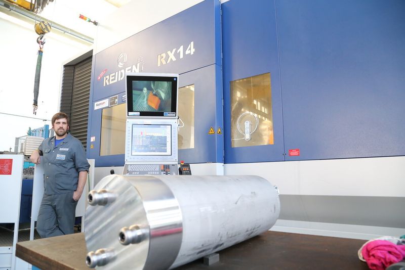 Hausausstellung bei Reiden Technik: Aus diesem Rohteil wird der WM-Pokal auf der Reiden  RX 14 gefräst. (Matthias Böhm)