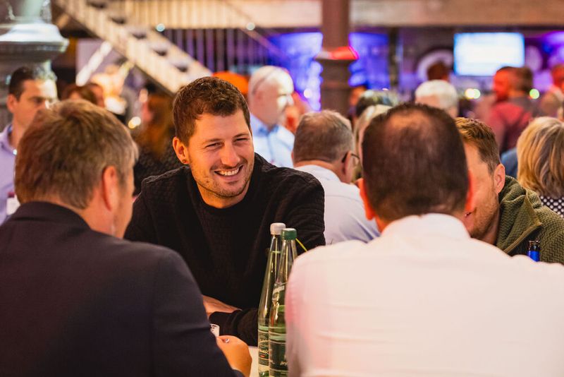Impressionen vom 24. Würzburger EMS-Tag: Im Mittelpunkt standen aktuelle Branchenthemen, praxisnahe Impulse und insbesondere der persönliche Austausch innerhalb der EMS-Community. (Bild: Stefan Bausewein)