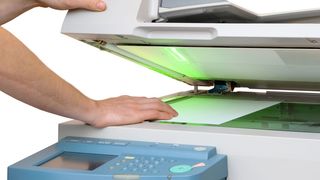 Print und Document Management hilft, dokumentenintensive Geschäftsprozesse zu verbessern. (© Smileus - Fotolia.com)