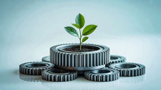 EMS-Dienstleister Plexus setzt den Dreiklang der Kreislaufwirtschaft – Reduzieren, Wiederverwenden, Recyclen – praktisch um.(Bild: ©  Navee - stock.adobe.com)