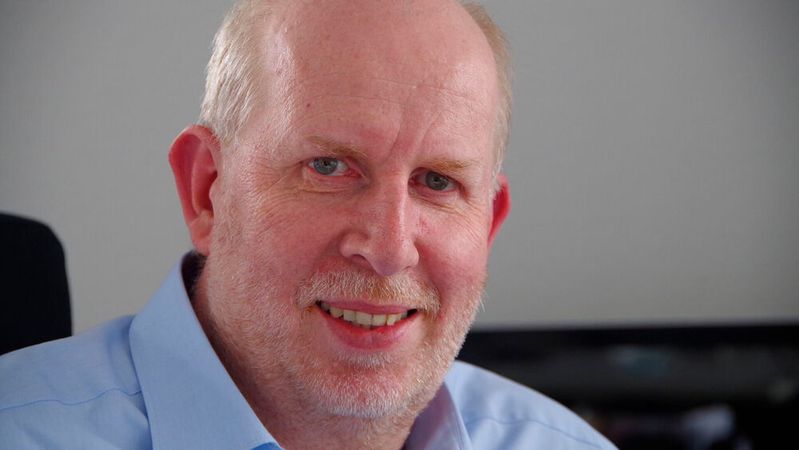 Florian Cichon, Vorstandsvorsitzender von Premium-Zulasser: „Wir wollen ein möglichst großes Stück vom Zulassungskuchen abbekommen.“(Bild:  Premium-Zulasser)