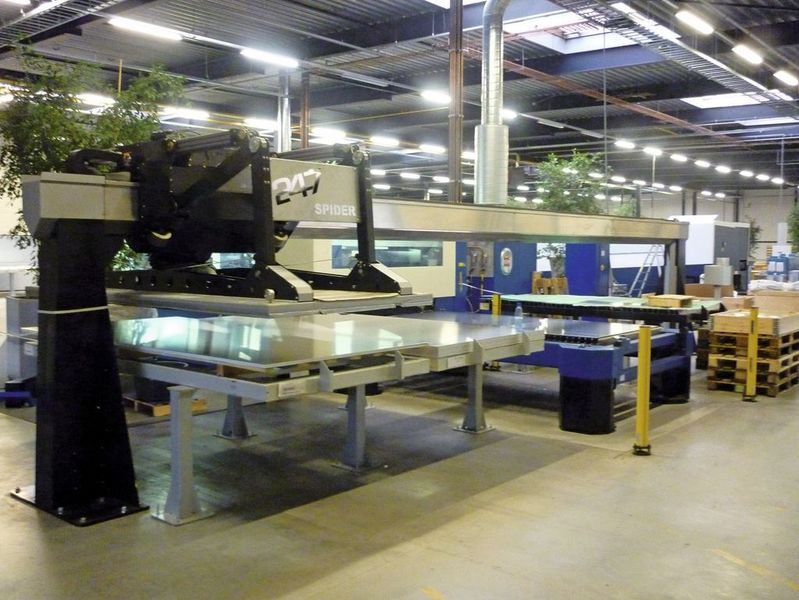 Das Be- und Entladesystem Spider sorgt für ein schnelles Materialhandling.  Bilder: 247 Tailorsteel (Archiv: Vogel Business Media)